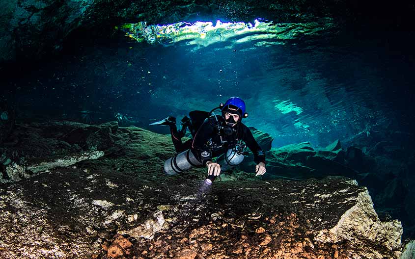 PADI Sidemount Diver Course1